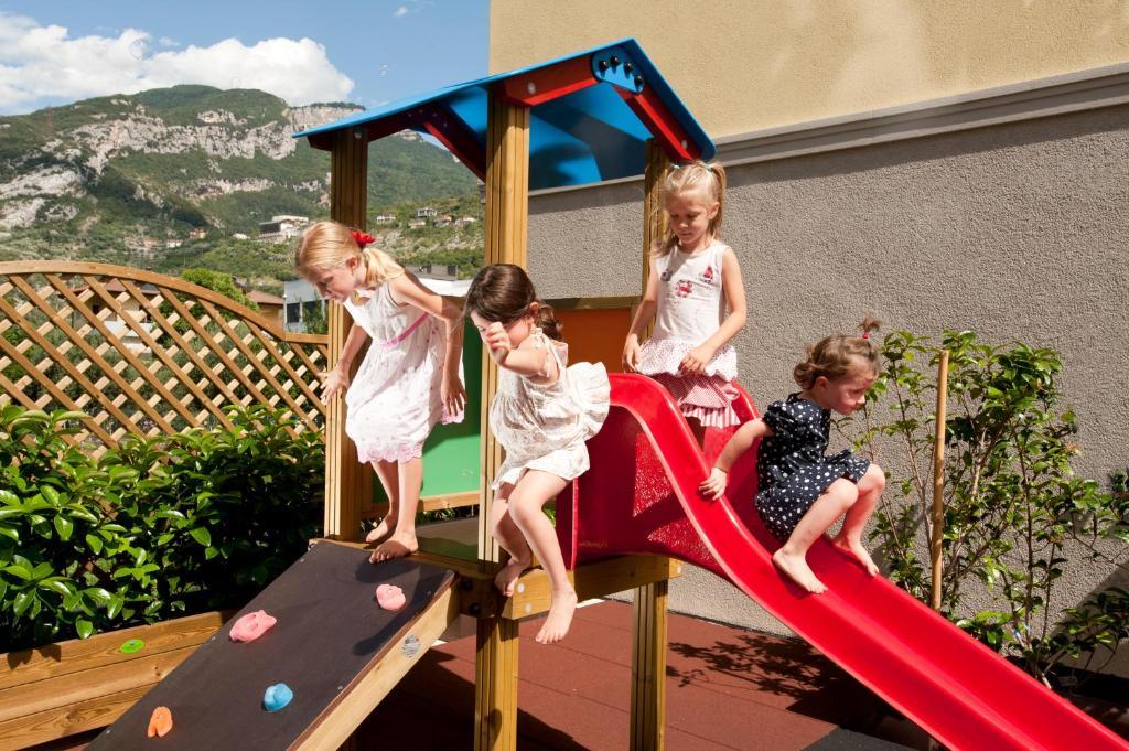 Residence Maroadi Torbole Sul Garda Exterior photo