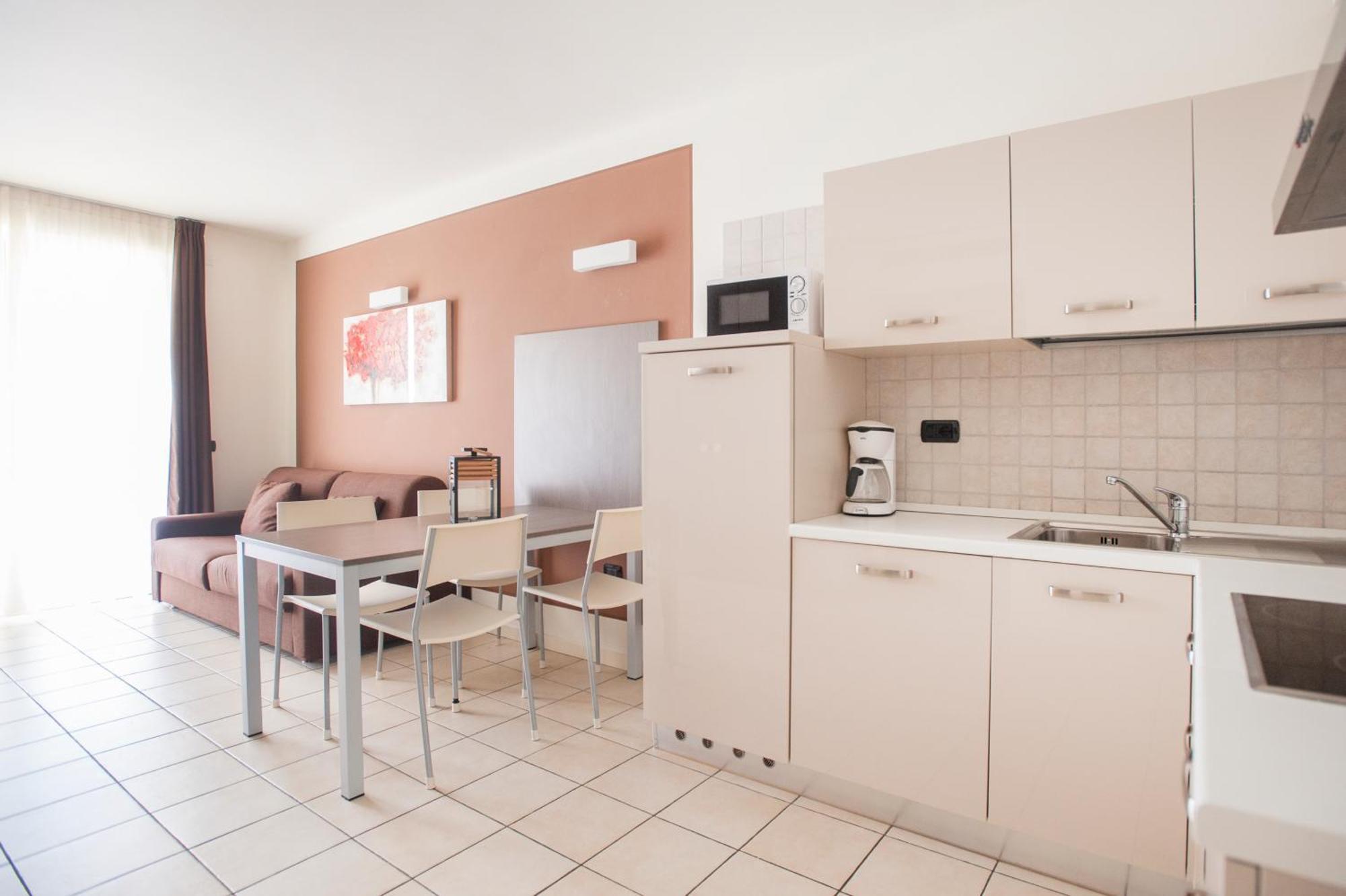 Residence Maroadi Torbole Sul Garda Exterior photo