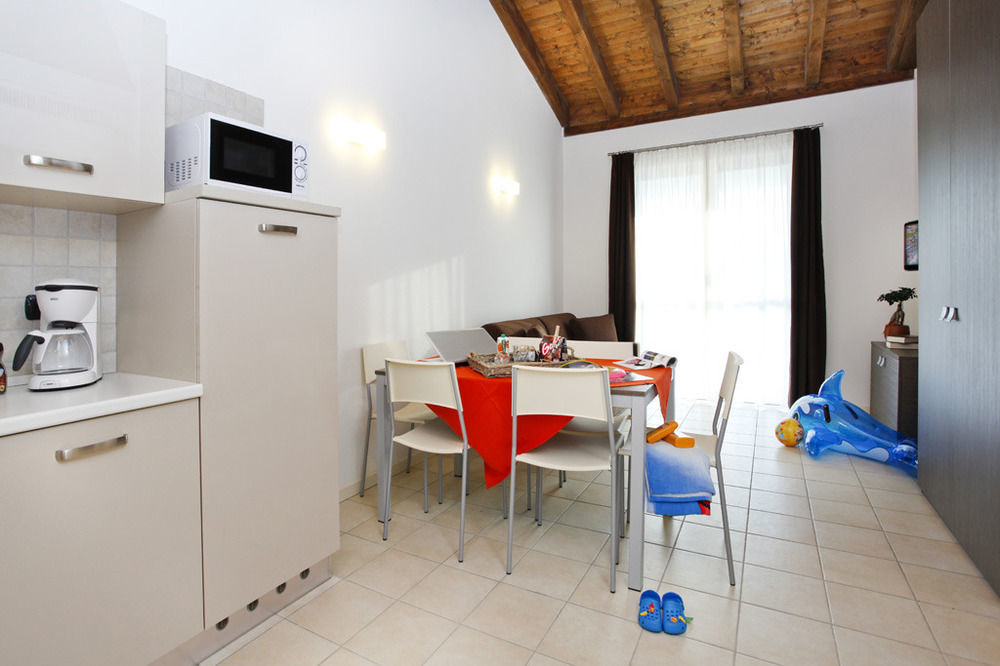 Residence Maroadi Torbole Sul Garda Exterior photo